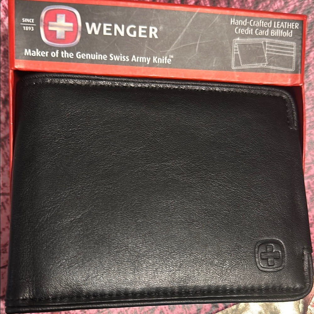 Wenger Black Key and Card Holder